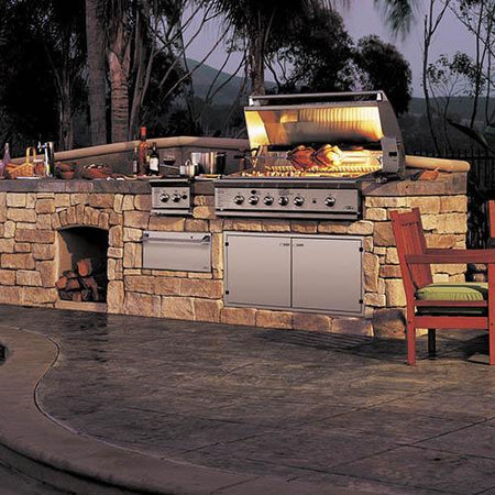 Grills & Outdoor Cooking