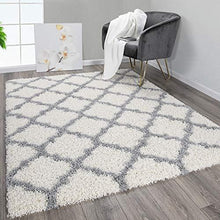 Load image into Gallery viewer, Ottomanson Collection shag Trellis Area Rug, 5&#39;3&quot; x 7&#39;, Gray
