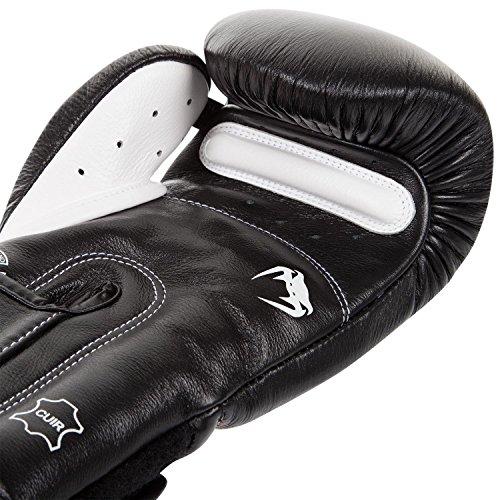 Venum Giant 3.0 Boxing Gloves