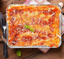 Load image into Gallery viewer, DOBI (30-Pack) Aluminum Pans 9&quot; x 13&quot; - Disposable Aluminum Foil Trays for Baking, Cooking or Lining Deep Steam Table Pans
